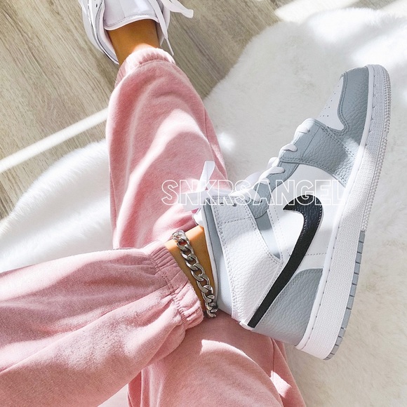 Nike custom air jordan 1 mid sneakers - Picture 3 of 3